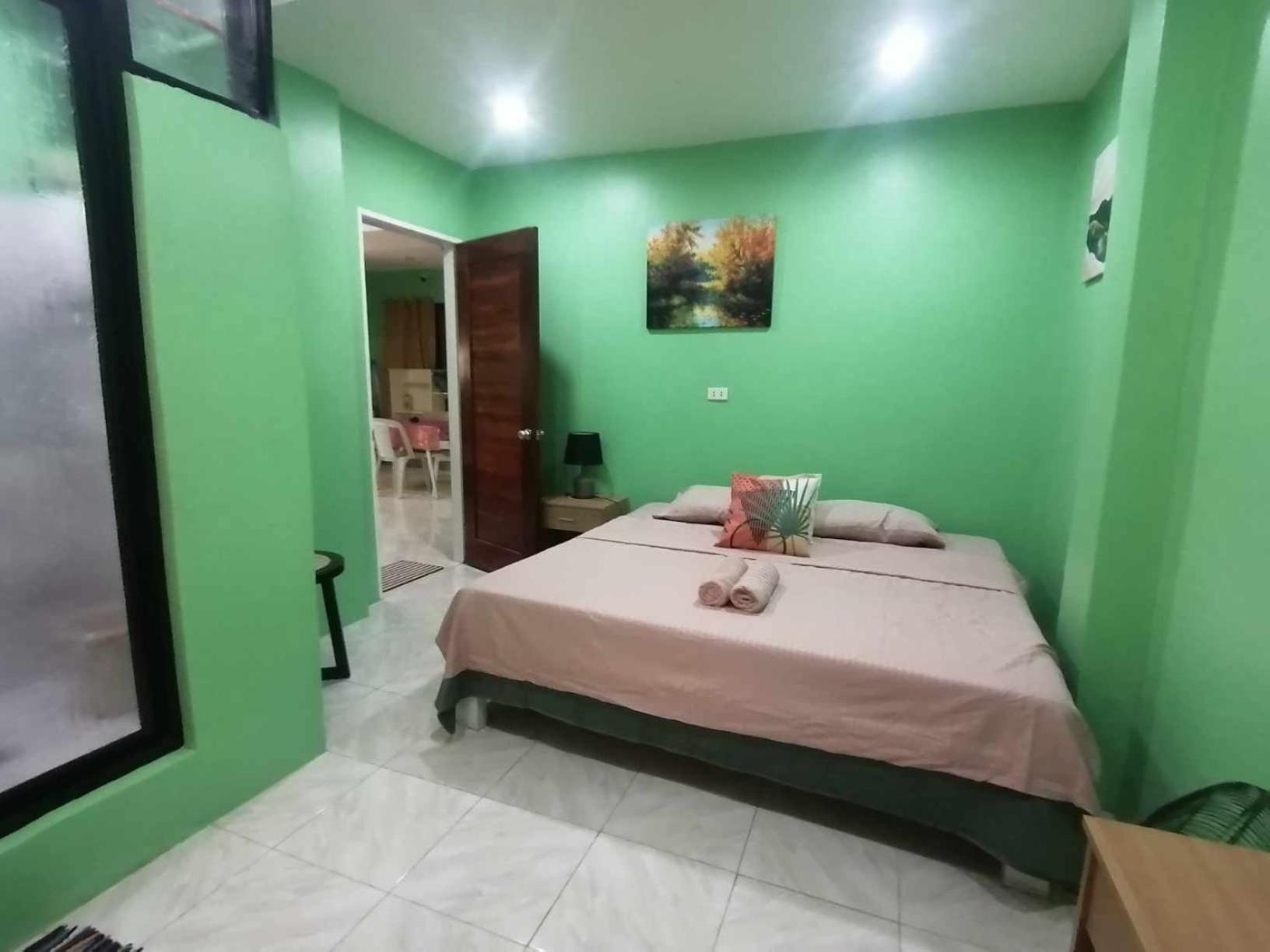 Andresas Homestay *